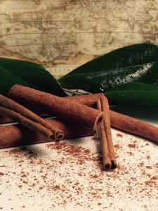 Tachos e Porcelanas - A Canela